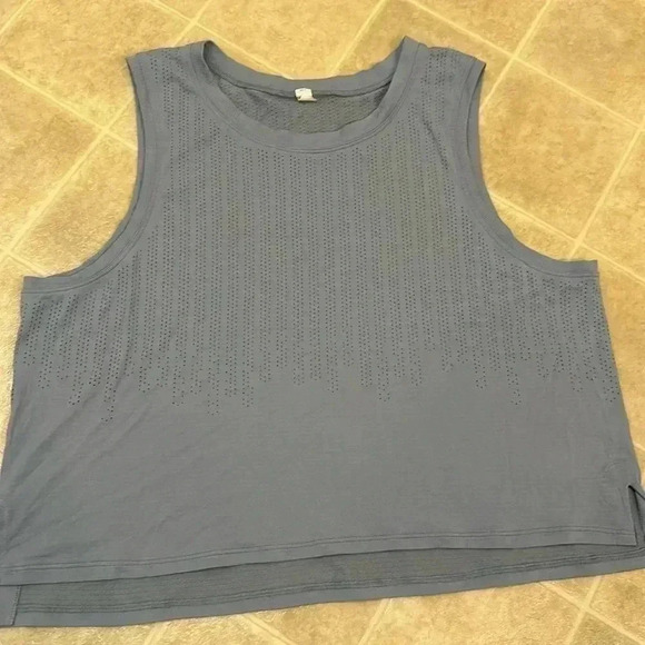 Lululemon - Picture 1 of 5